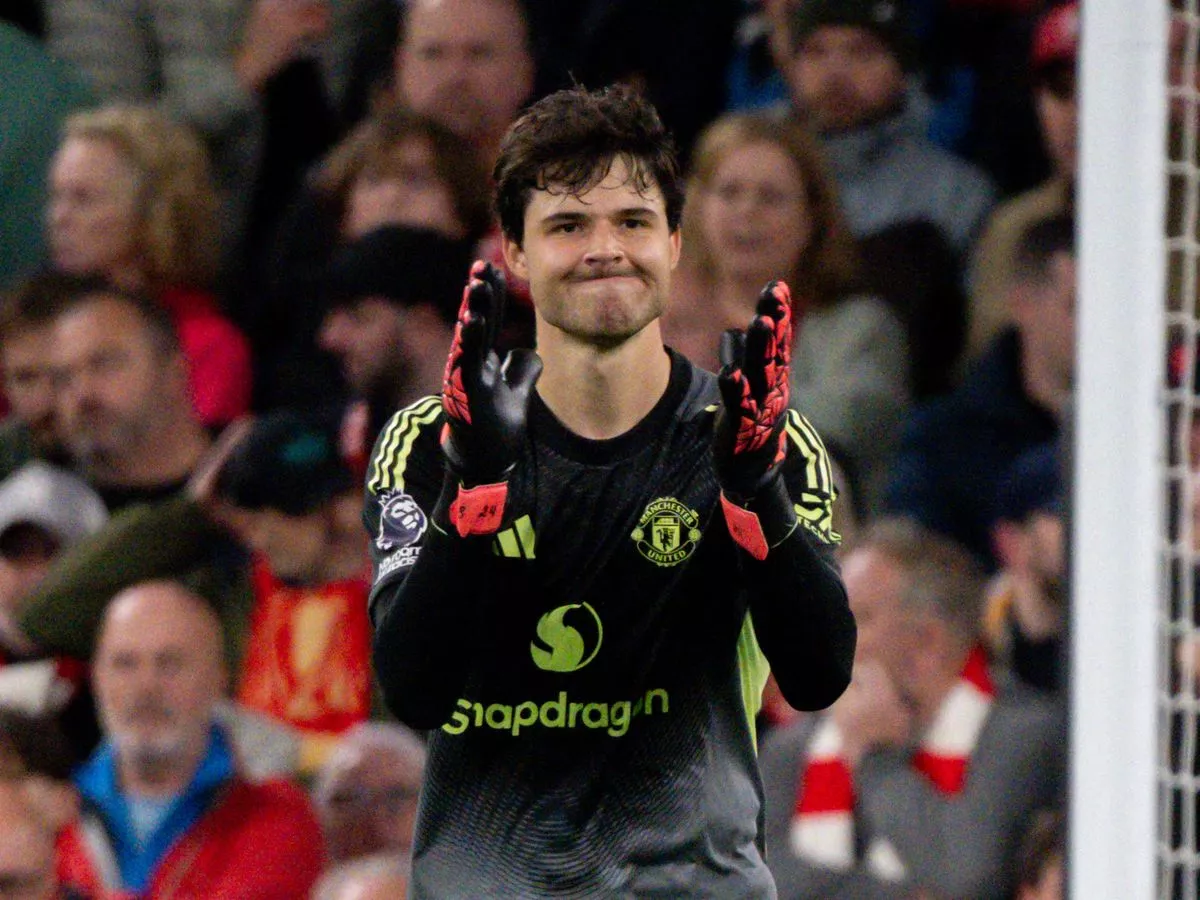 Senne Lammens opens up on life at Man United and Liverpool win - 'My social media has exploded'