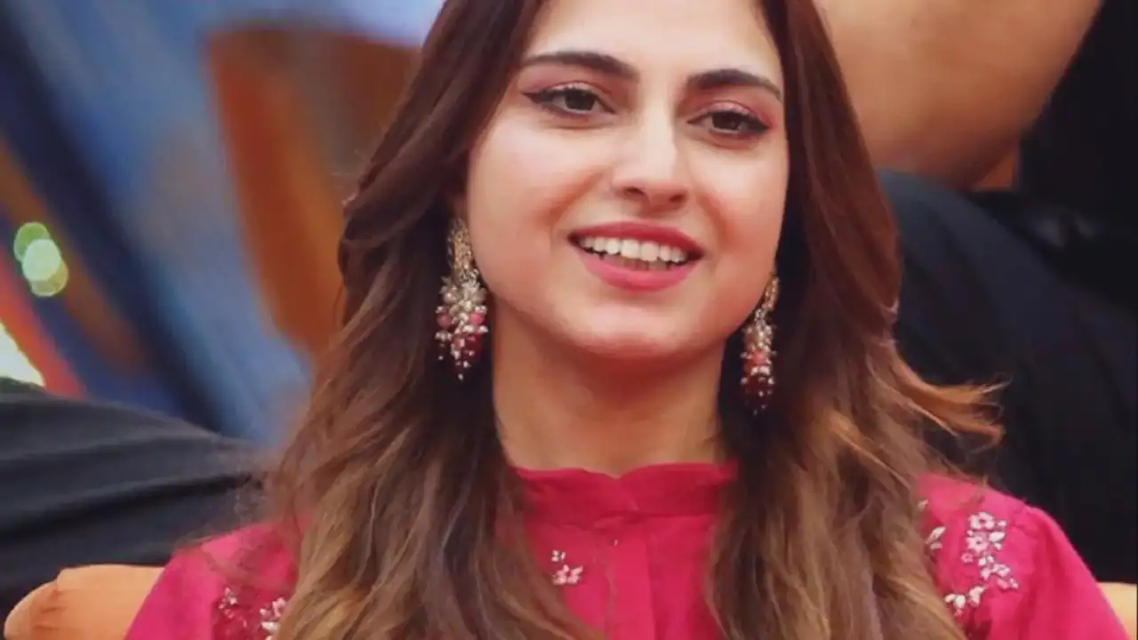 Bigg Boss 19 Episode 34 Written Updates: Farrhana Bhatt Beats Gaurav Khanna, Becomes Captain