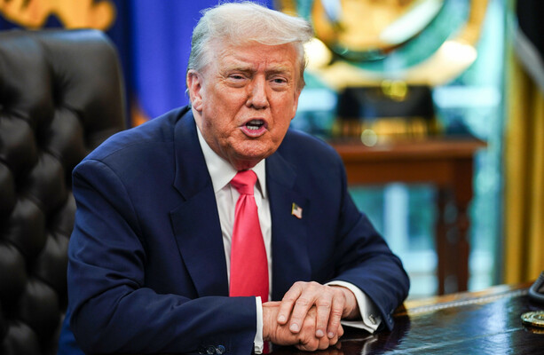 Trump cuts financial aid to Colombia, accusing leader of failing to stop drug trafficking
