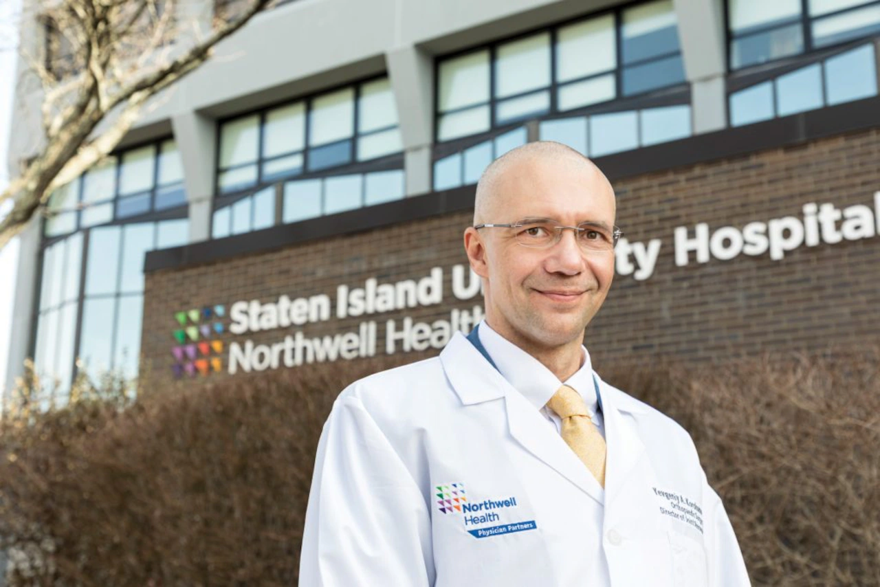 Staten Island University Hospital names new orthopedic director