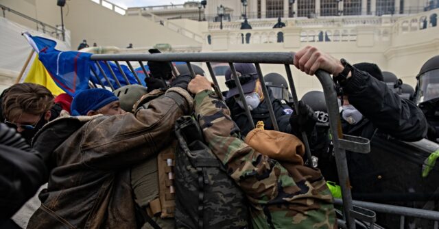 Report: FBI 'Secretly Deployed' 274 Plainclothes Agents to U.S. Capitol on January 6