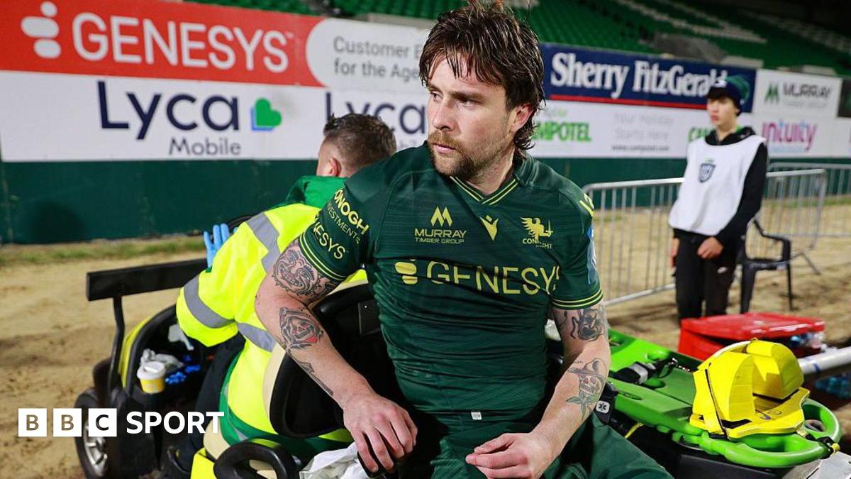 Mack Hansen: Ireland wing out of Ireland autumn internationals squad