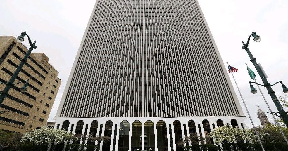 M&T Bank cuts jobs, but won't say how many