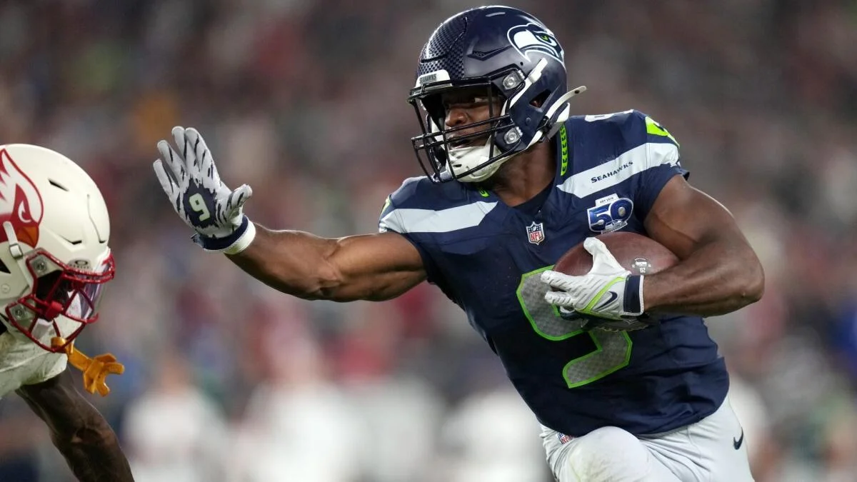 Monday Night Football odds, predictions: Seahawks vs. Texans picks from expert on 12-3 roll