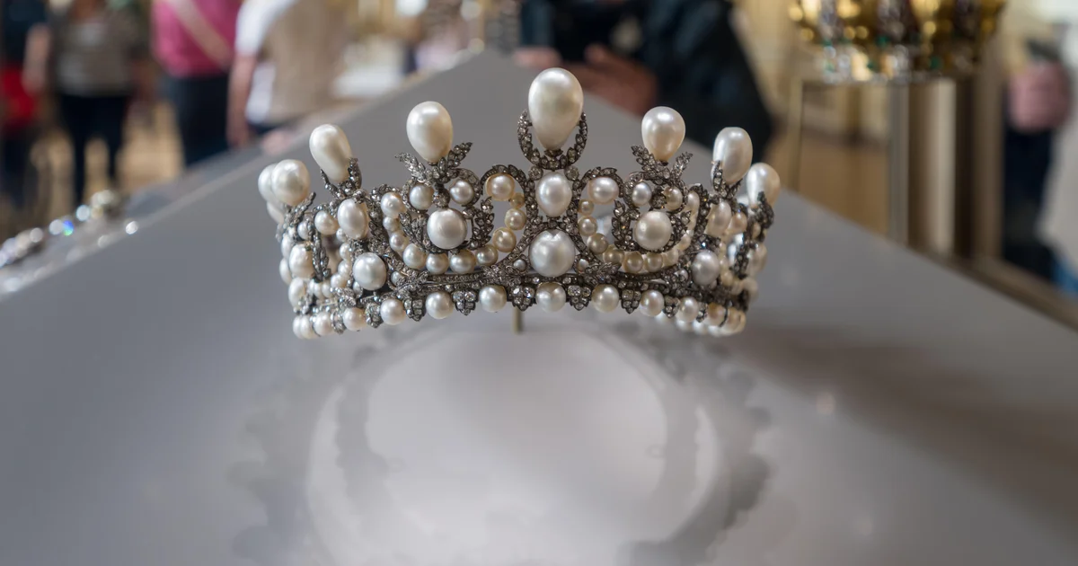See the jewels the Louvre thieves stole - and the one they didn't get away with