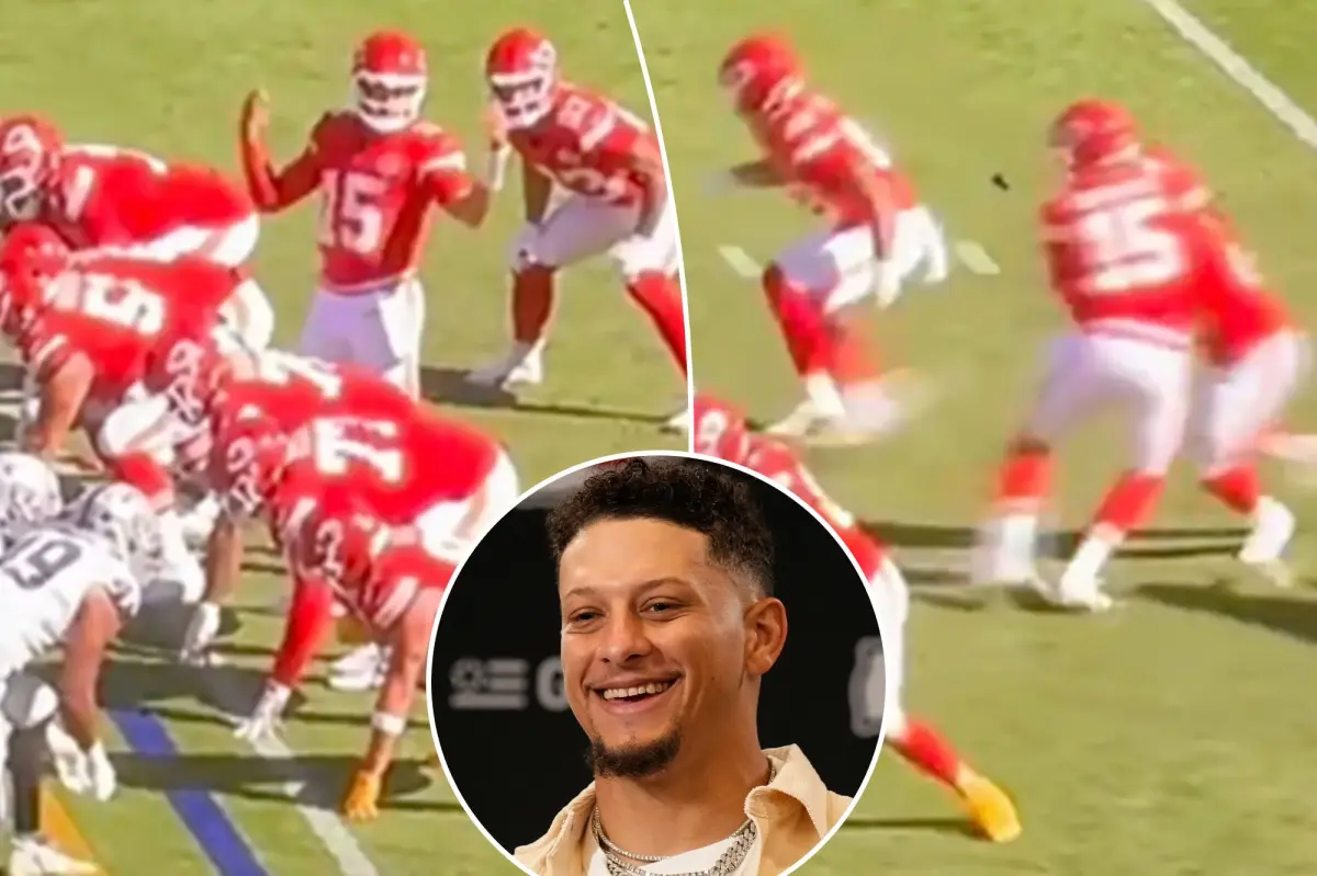 Patrick Mahomes' wild trick play in Chiefs' blowout win stuns broadcasters
