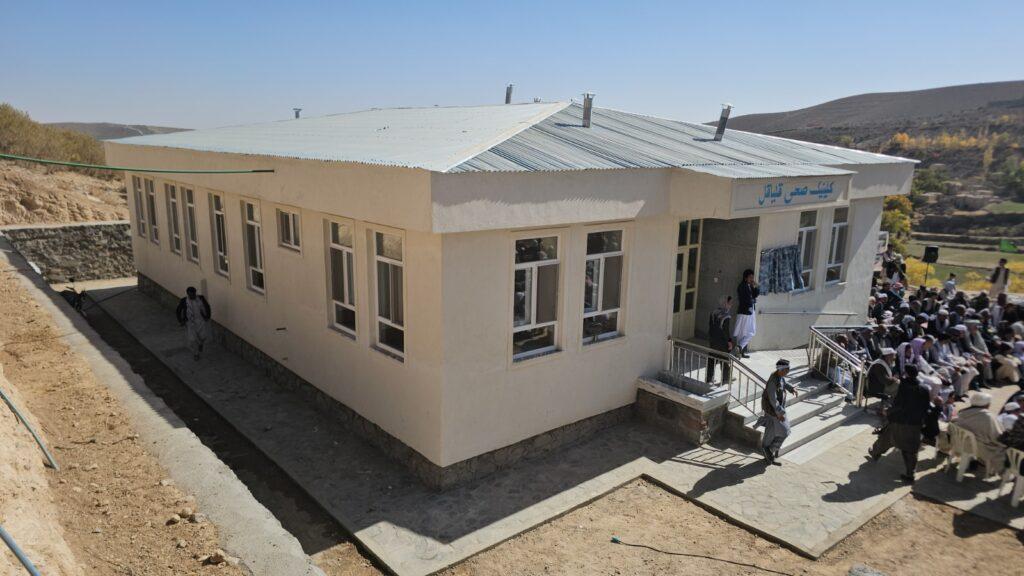 Building for clinic constructed with public support in Ghazni
