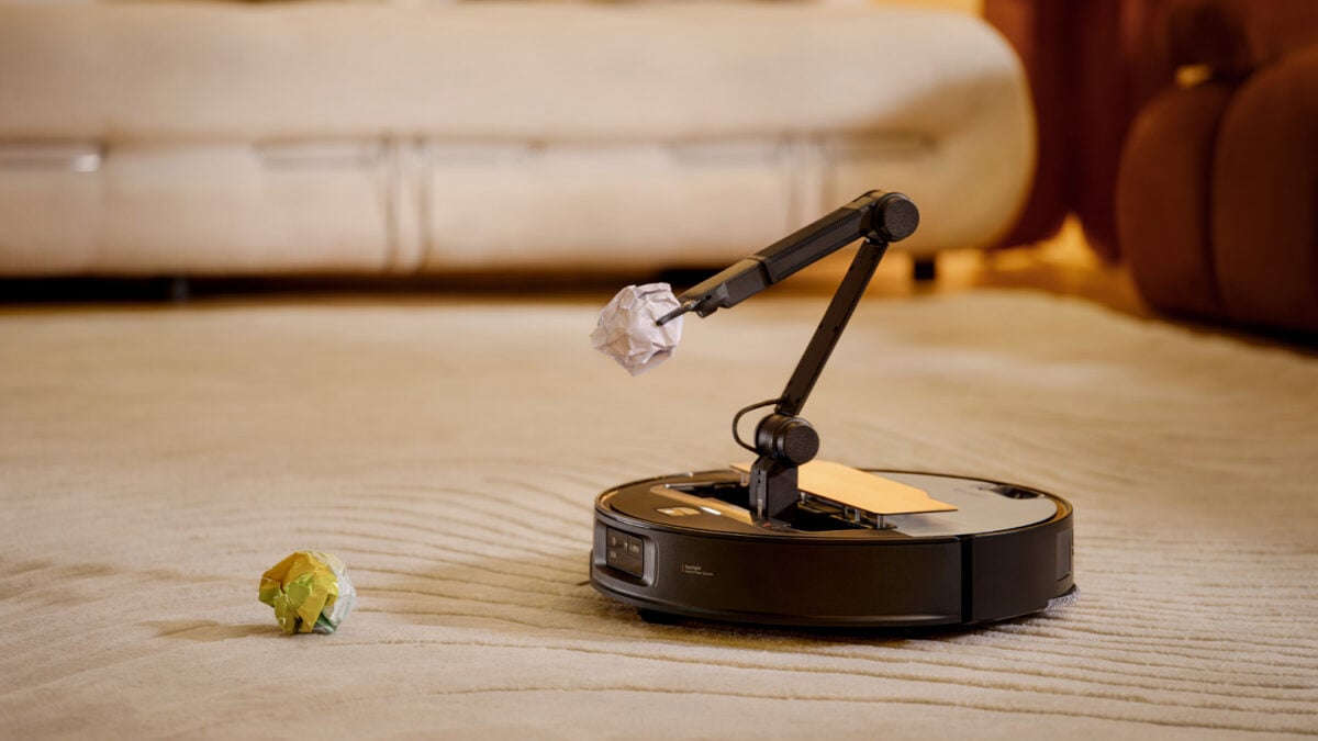 Roborock's Most Advanced Vacuum With OmniGrip Arm Is $1200 Off, Amazon Clears Out Stock at a New Record Low