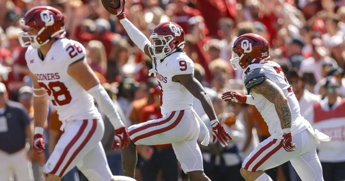 X-rays clear on OU's Gentry Williams after shoulder injury