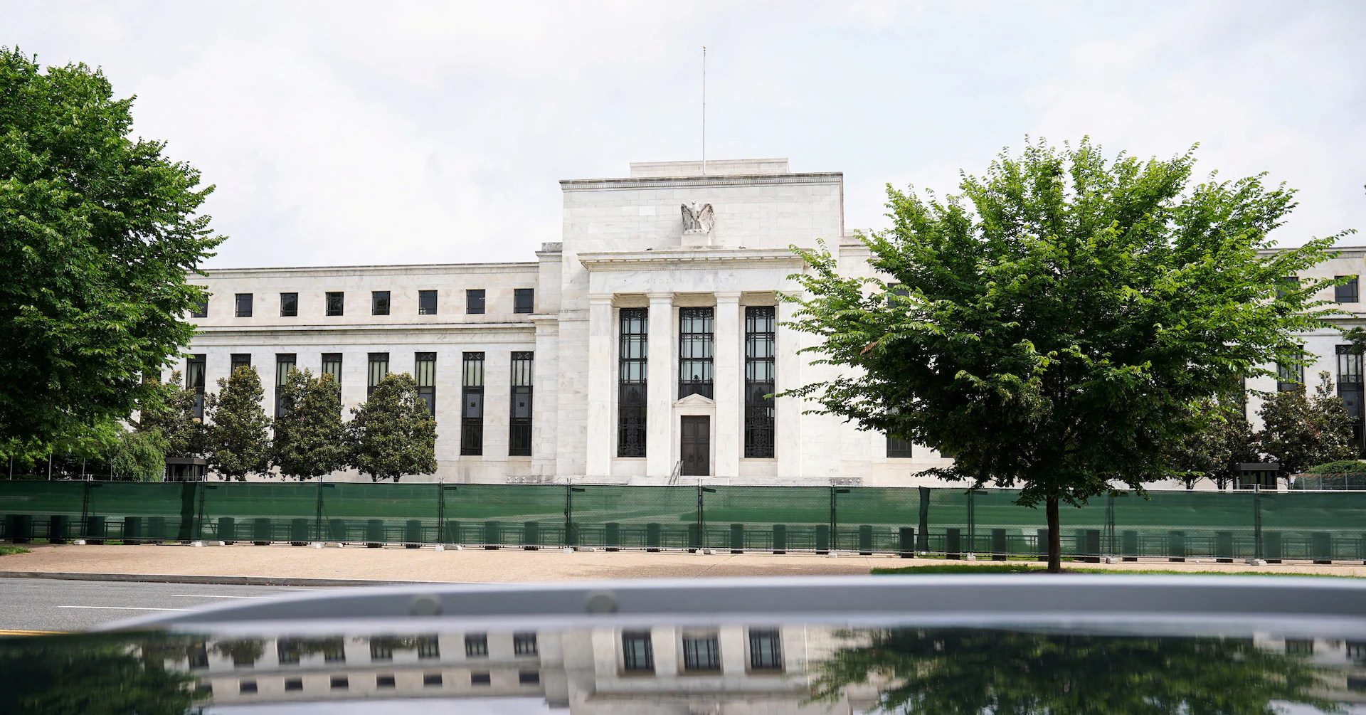 Fed still poised to cut rates, but worries mount over US data vacuum