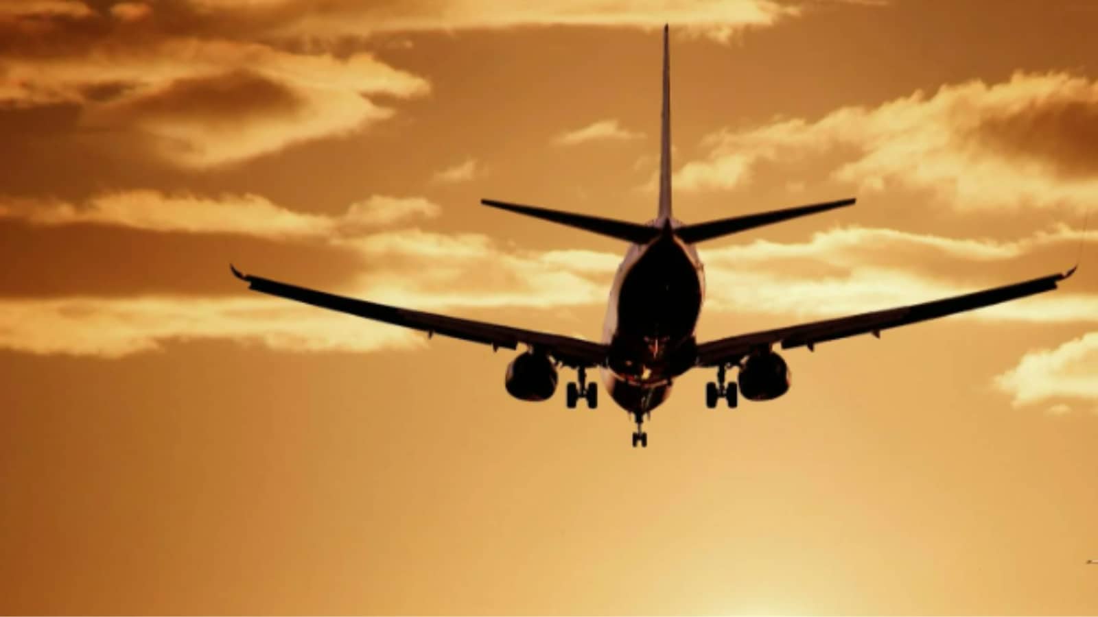 Flying For The First Time? A Step-By-Step Guide From Airport Entry To Takeoff