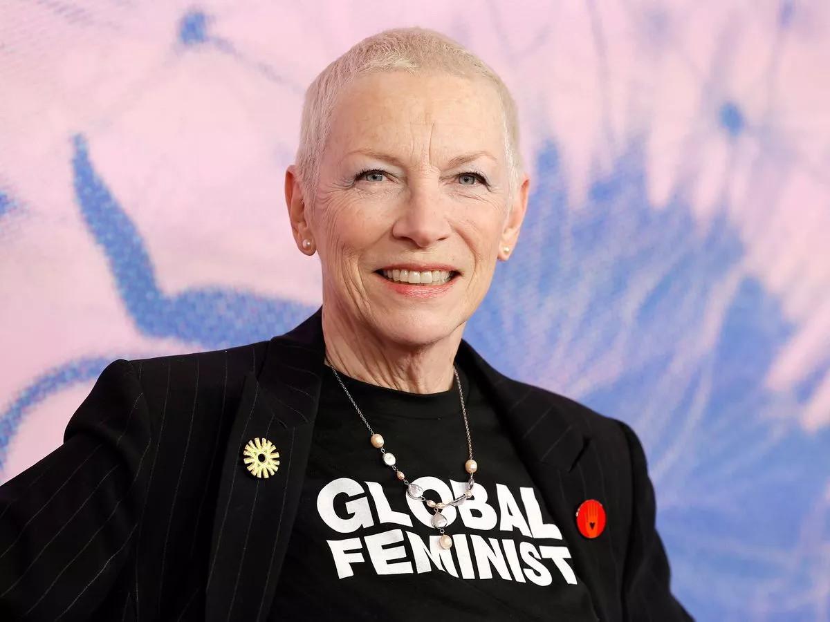 Eurythmics icon Annie Lennox's 'gates of hell' warning in sharing new diagnosis
