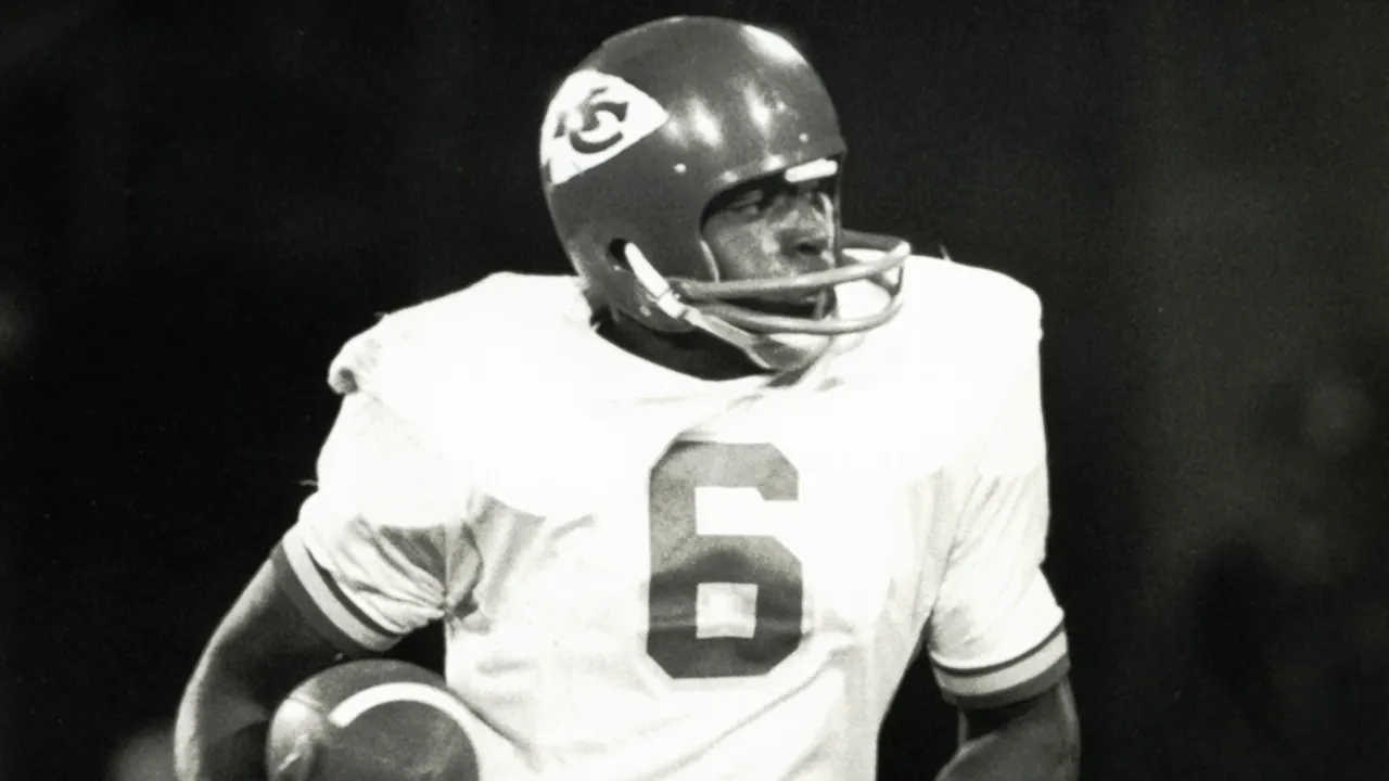 Super Bowl champ Warren McVea dead at 79