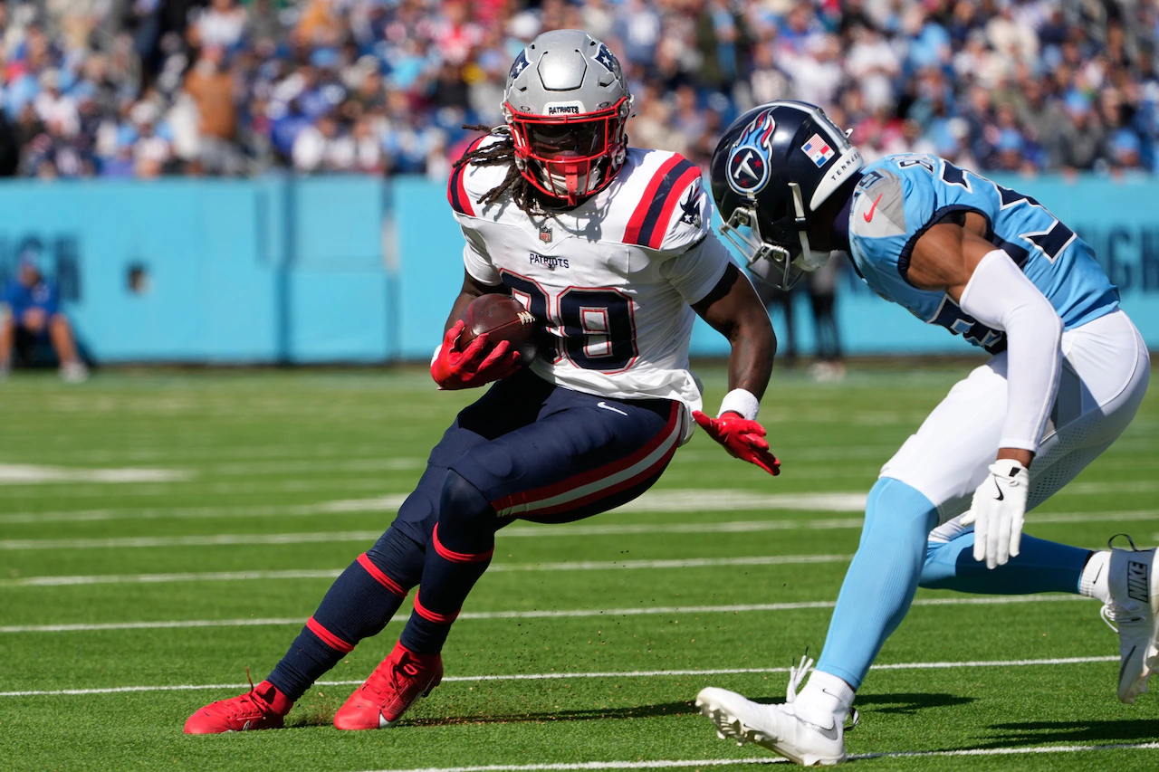 Patriots’ Mike Vrabel explains patience with Rhamondre Stevenson