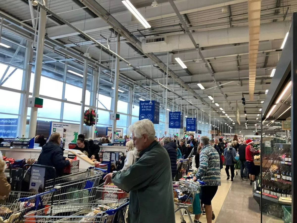 Major supermarket announces it is hiring nearly 30,000 people in run up to Christmas