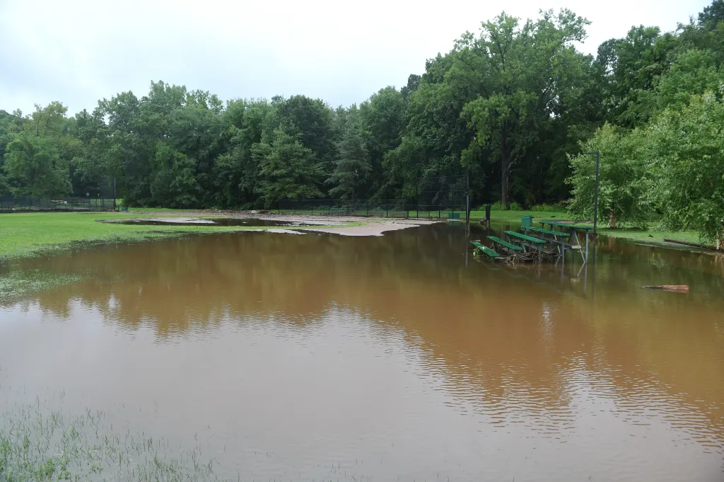 Several businesses in severe noncompliance with CT wastewater rules