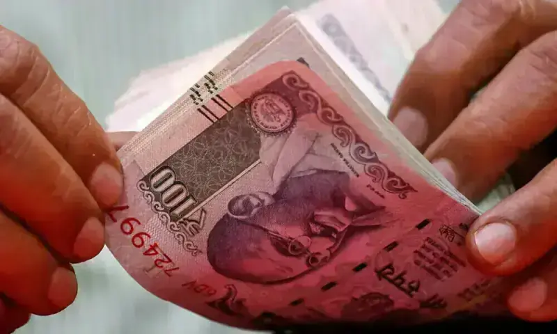 India bonds start holiday-shortened week flat, traders eye fresh cues
