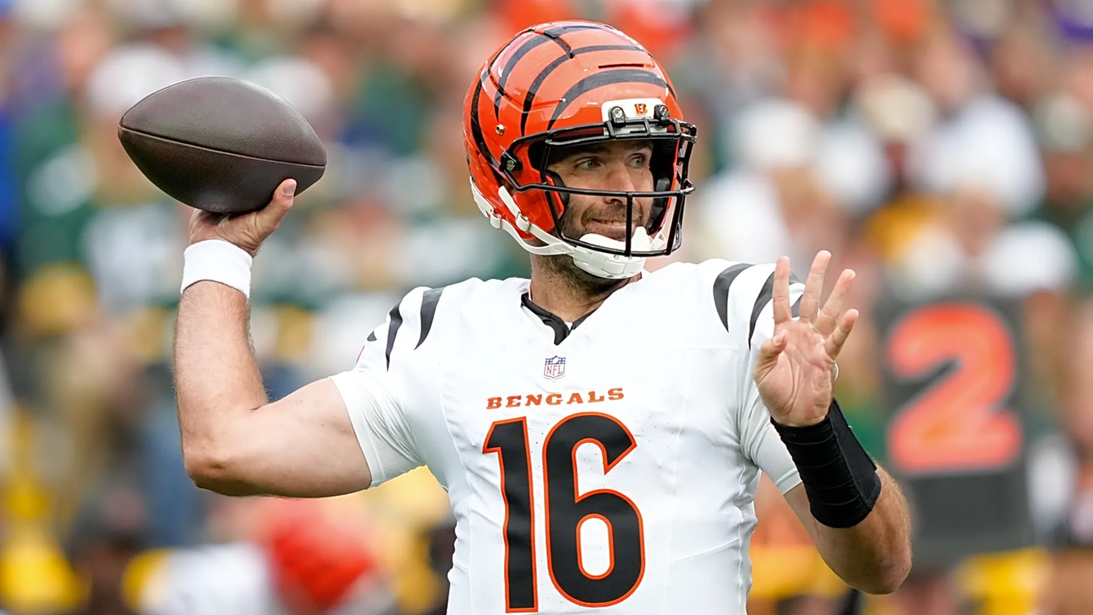 Bengals' Joe Flacco addresses Joe Burrow elephant in the room