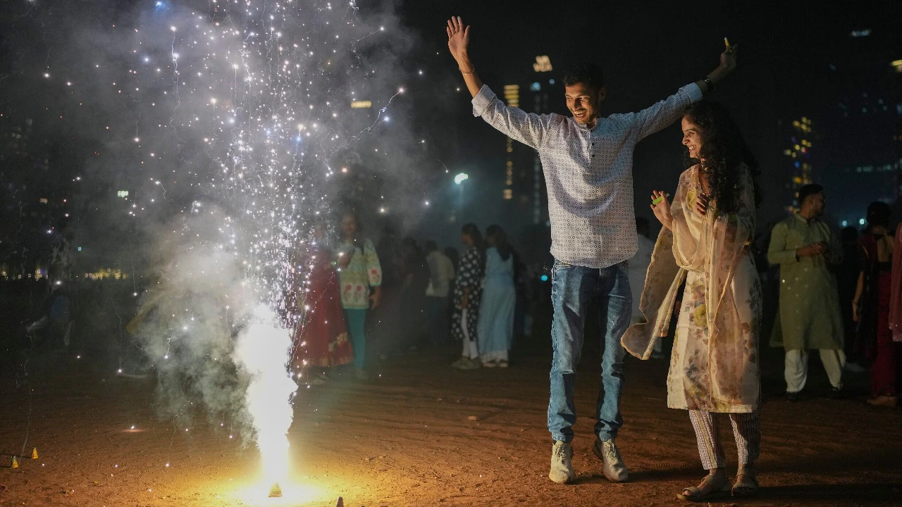 Delhi's Diwali defiance: Why firecrackers persist despite the smog