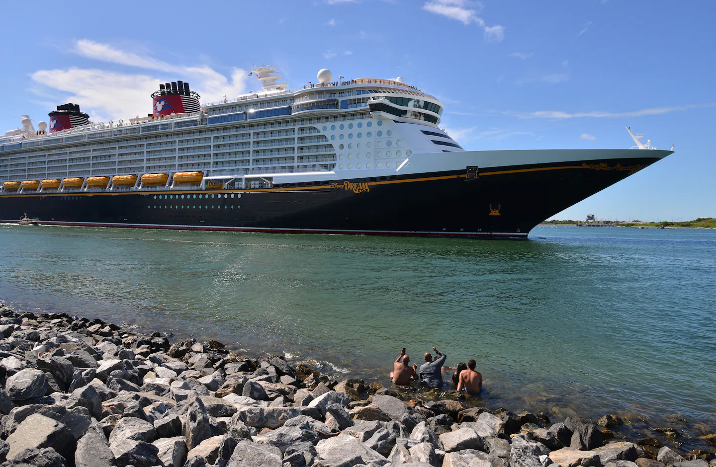 No charges for mother of child who fell overboard off cruise ship