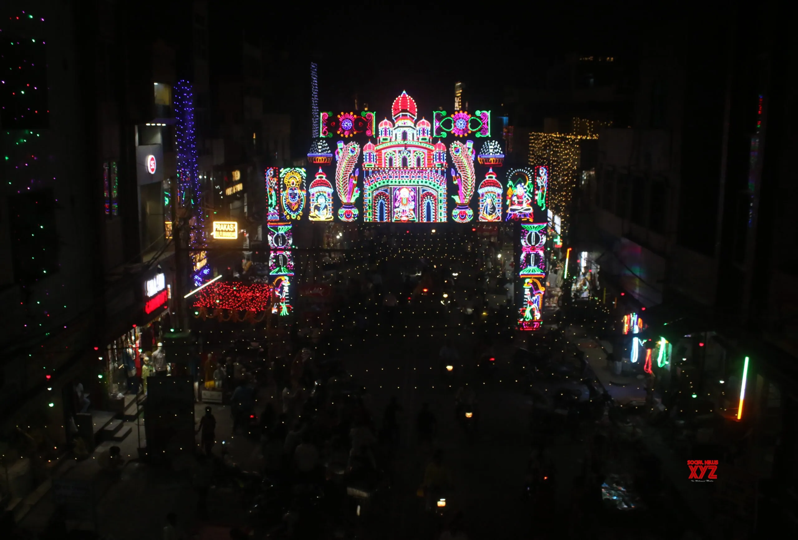 New Delhi streets glow with colourful lights during Diwali #Gallery