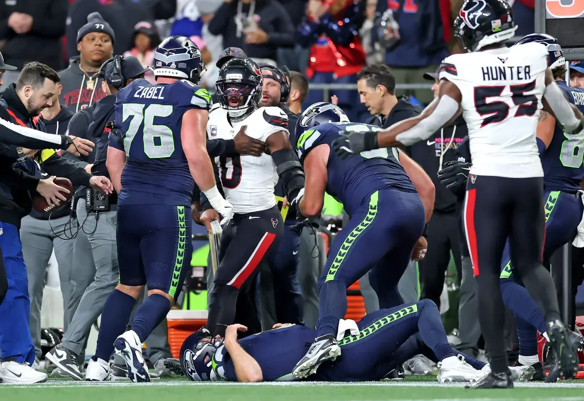 Controversial Texans Star Likely Facing NFL Punishment for Actions vs Seahawks