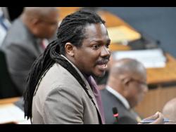 Crawford urges tabling of Patterson education report in Parliament