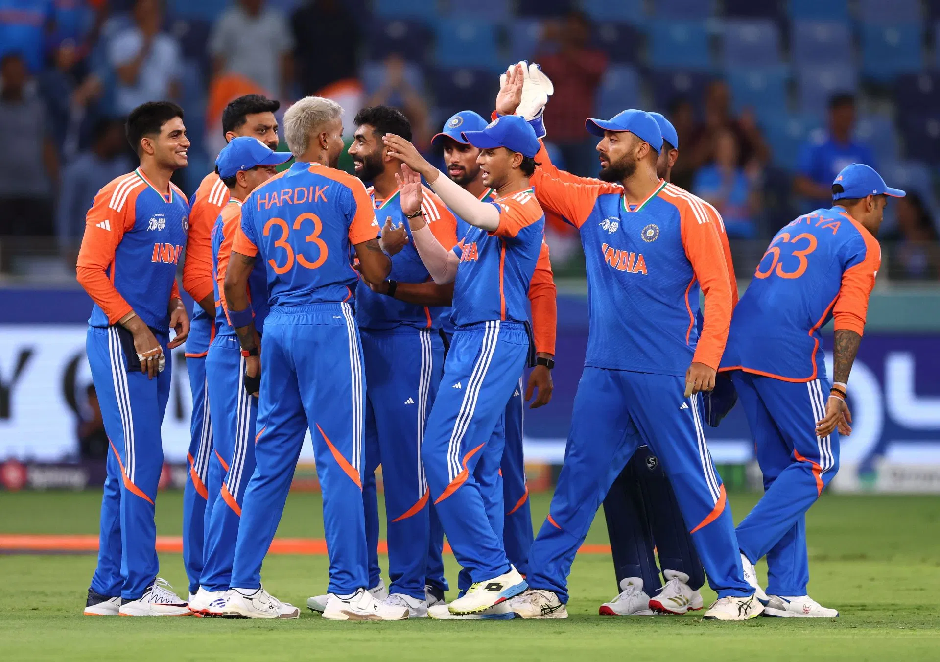 "That's why he's been such a successful bowler" - Dinesh Karthik hails Team India star after IND vs SL Asia Cup 2025 Super 4 match