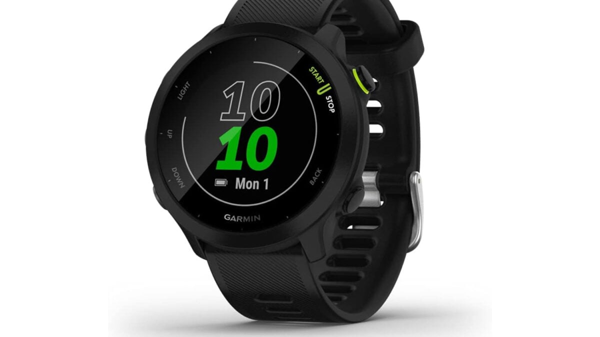 Garmin Clears Out Forerunner 55 GPS Smartwatch at Almost Free While Apple Keeps Its Prices High