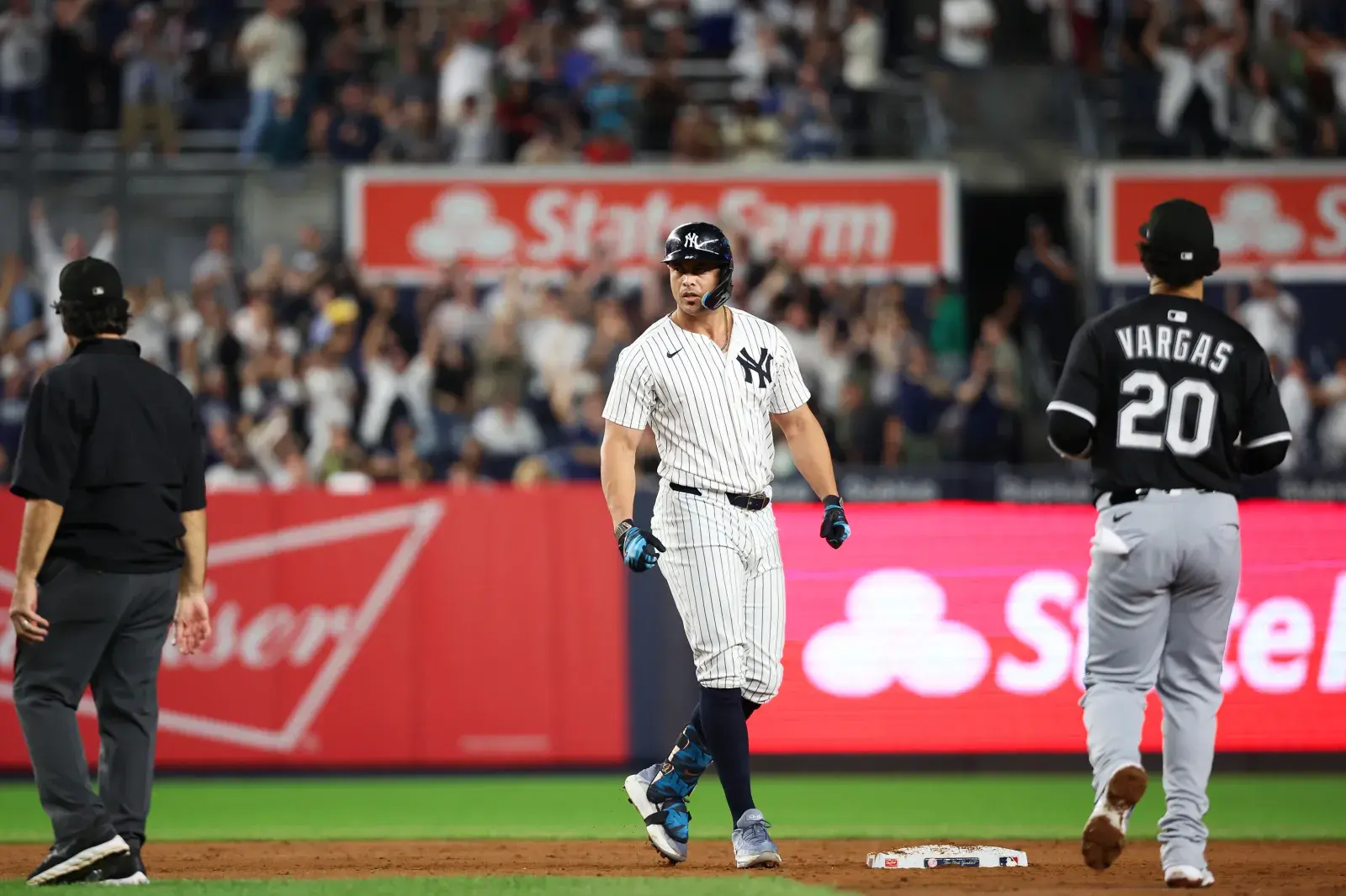 Yankees&#039; Giancarlo Stanton Downplays Cal Raleigh&#039;s Season Amid MVP Race