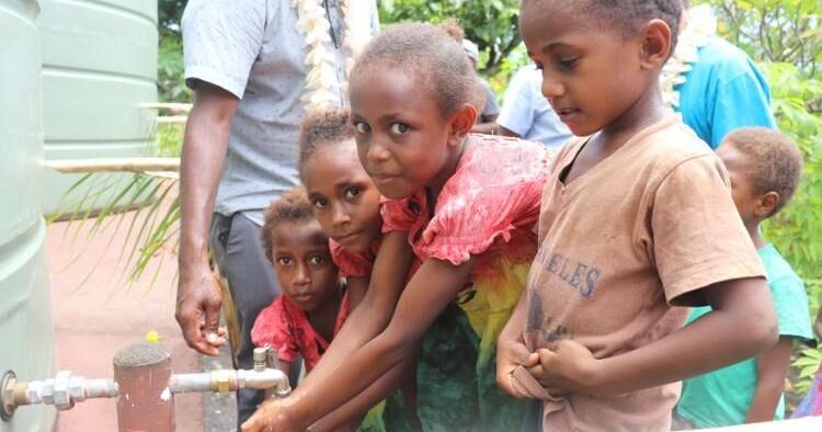 Access to safely managed drinking water low