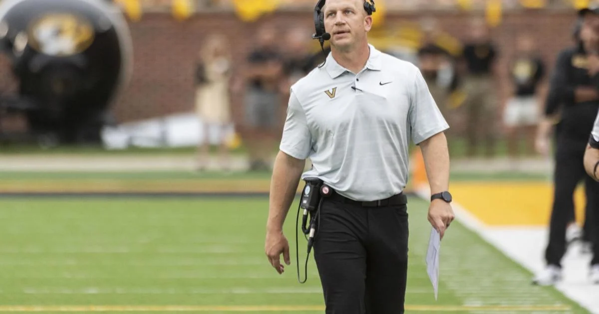 Brent Venables needs to beat Ole Miss
