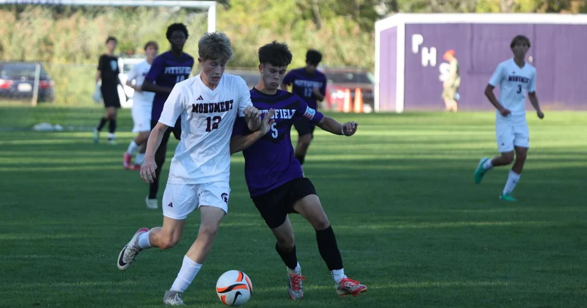 2025 Berkshire County boys soccer capsules: Shuffling leagues and the chase for a Western Mass. title
