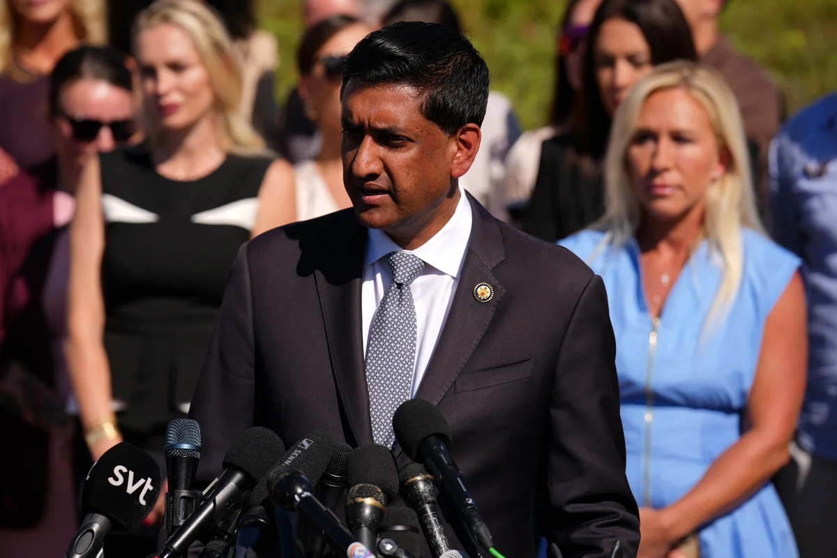 Key Democrat says bipartisan vote to compel Trump release of Epstein files could come Monday: ‘As soon as she’s sworn in’