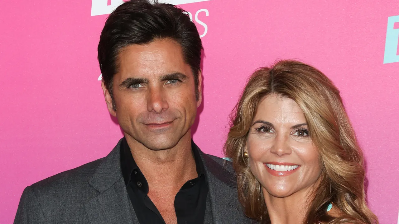 John Stamos defends Lori Loughlin amid separation from Mossimo Giannulli