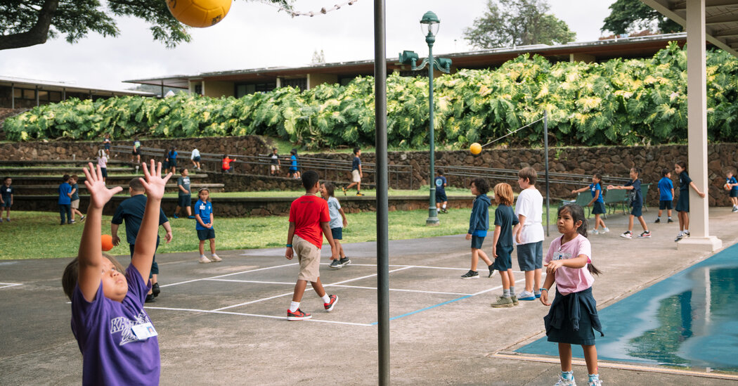This School Has Taught Native Hawaiians Since 1887. Is That Discrimination?