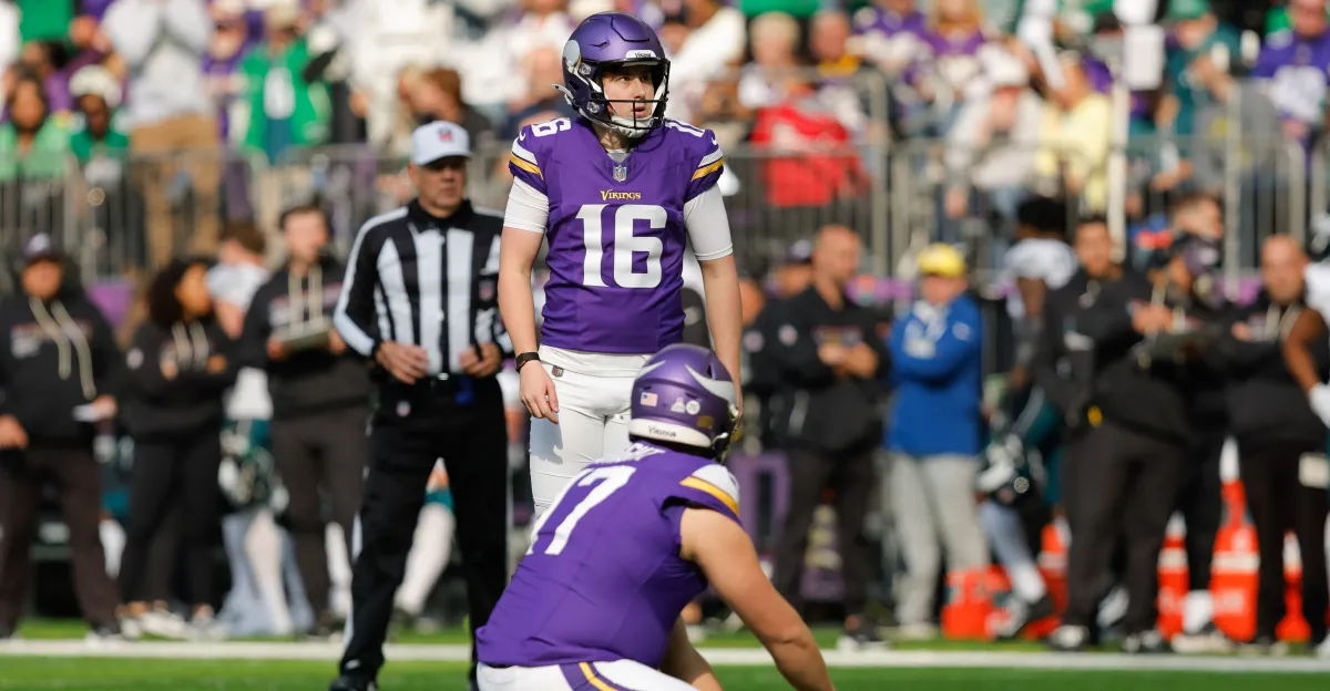 Best fantasy football kicker waiver wire pickups for Week 8