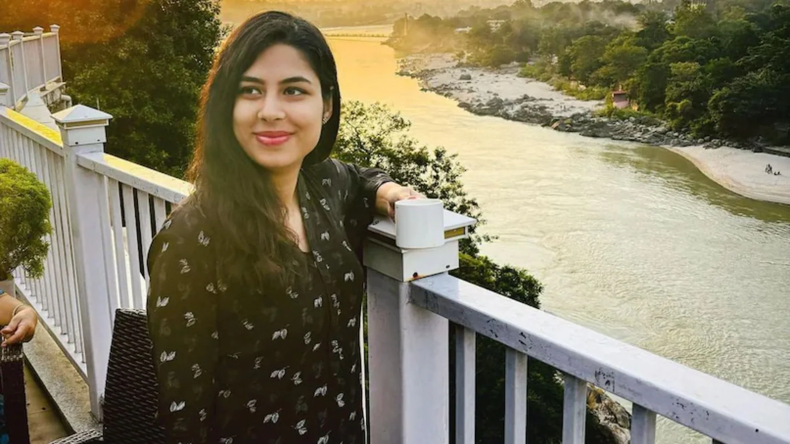 Success Story: At 22 Years, IAS Ananya Singh Cracked UPSC In First Attempt Without Coaching