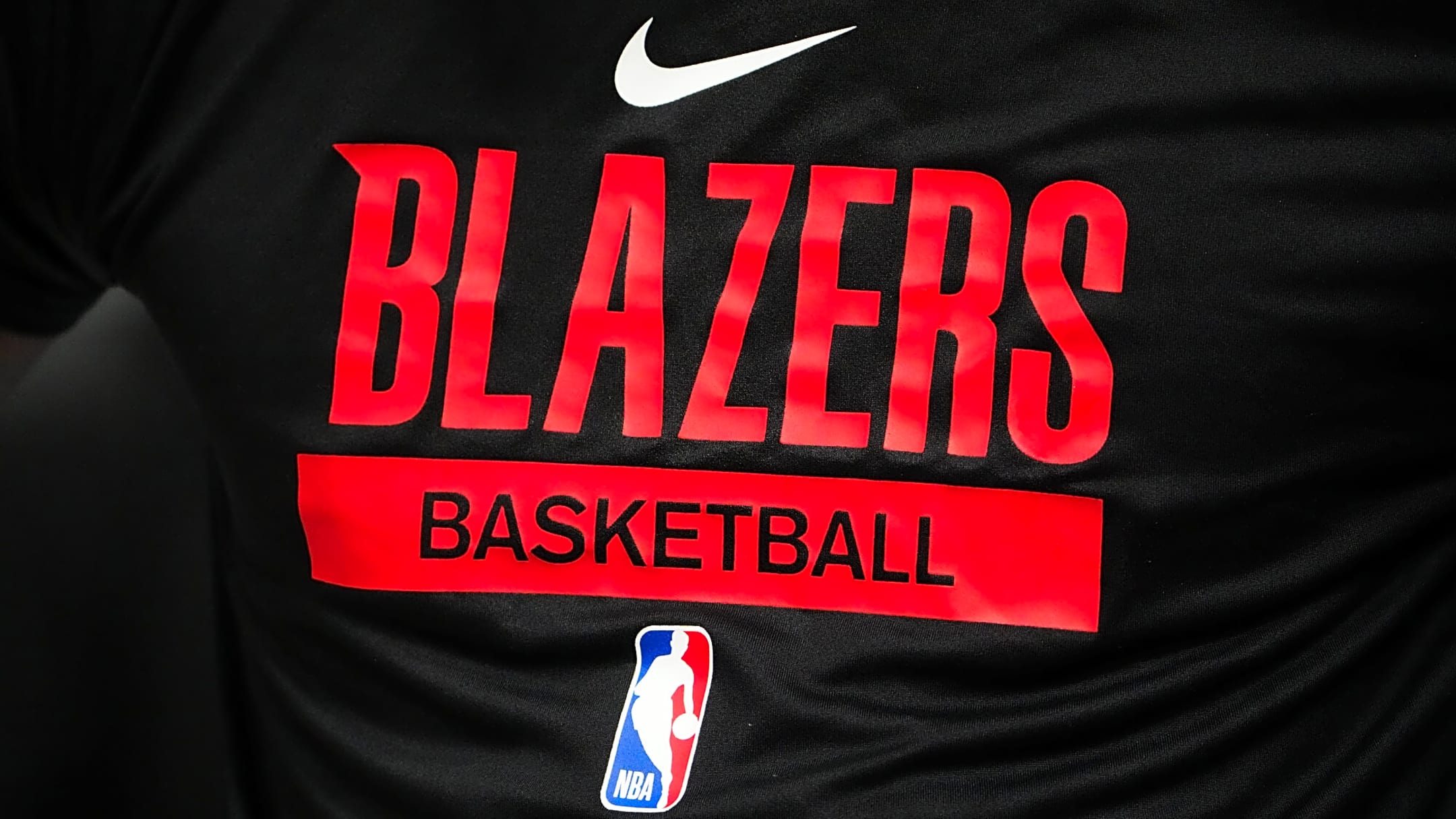 More details emerge on lawsuit over sale of Trail Blazers