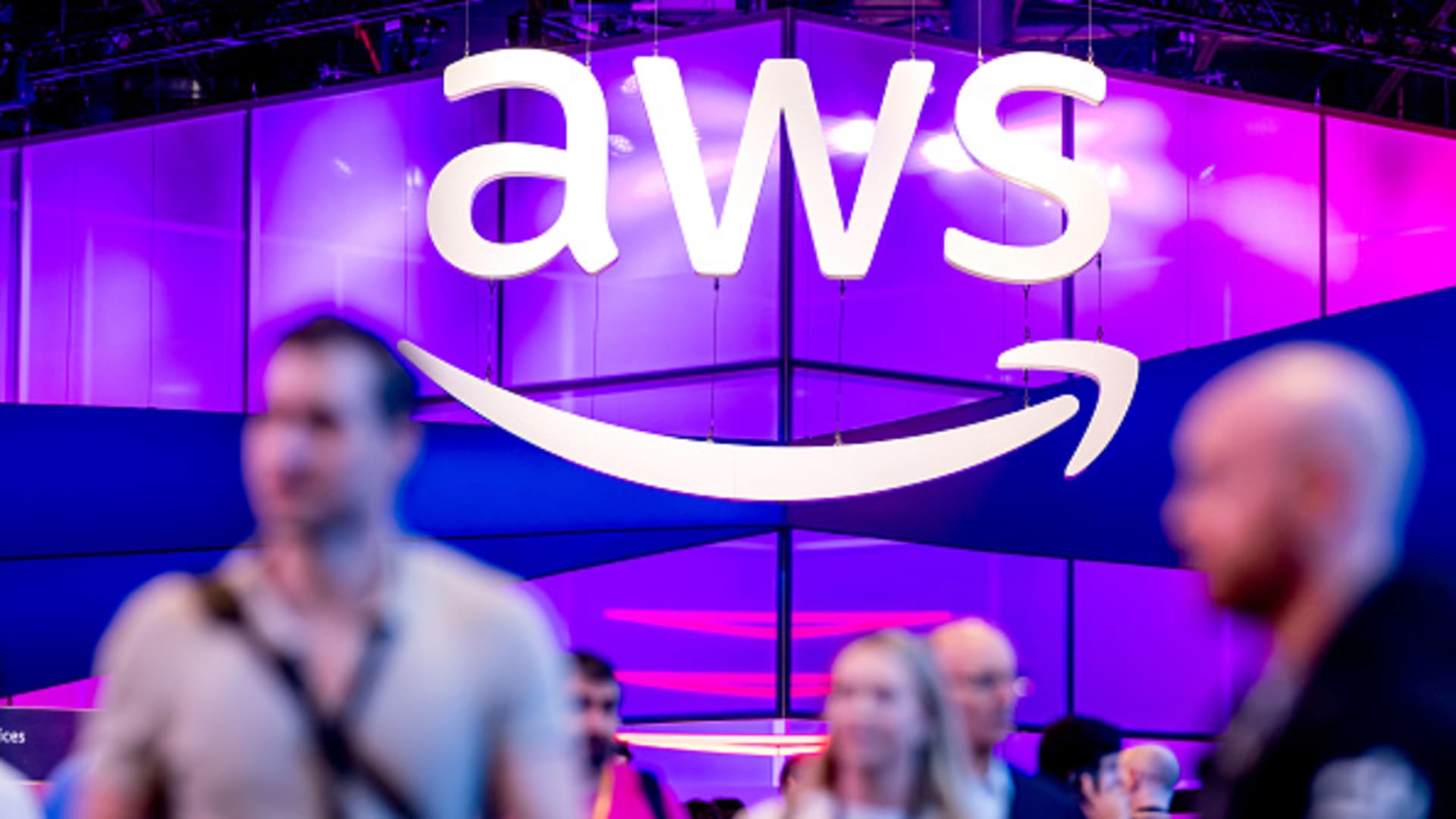 Jim Cramer: If this happens, Amazon stock might be able to end its 'horrible slide'