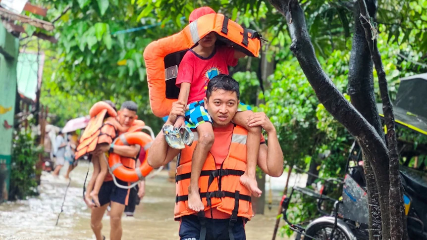 Tropical Storm Bualoi sweeps through Philippines leaving 10 dead