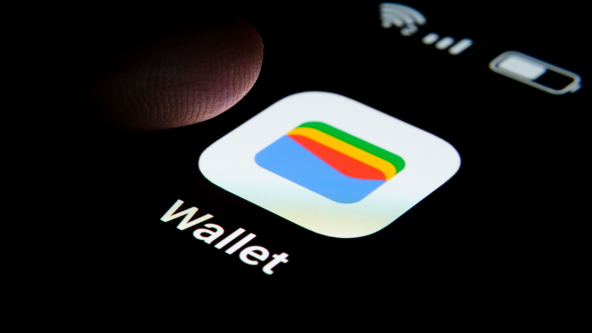Never miss a flight update again - Google Wallet just got real-time tracking for your tickets