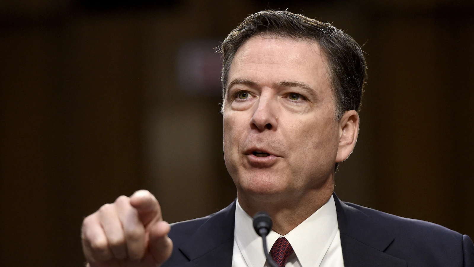 Prosecutors suggest they may move to disqualify Comey's attorney