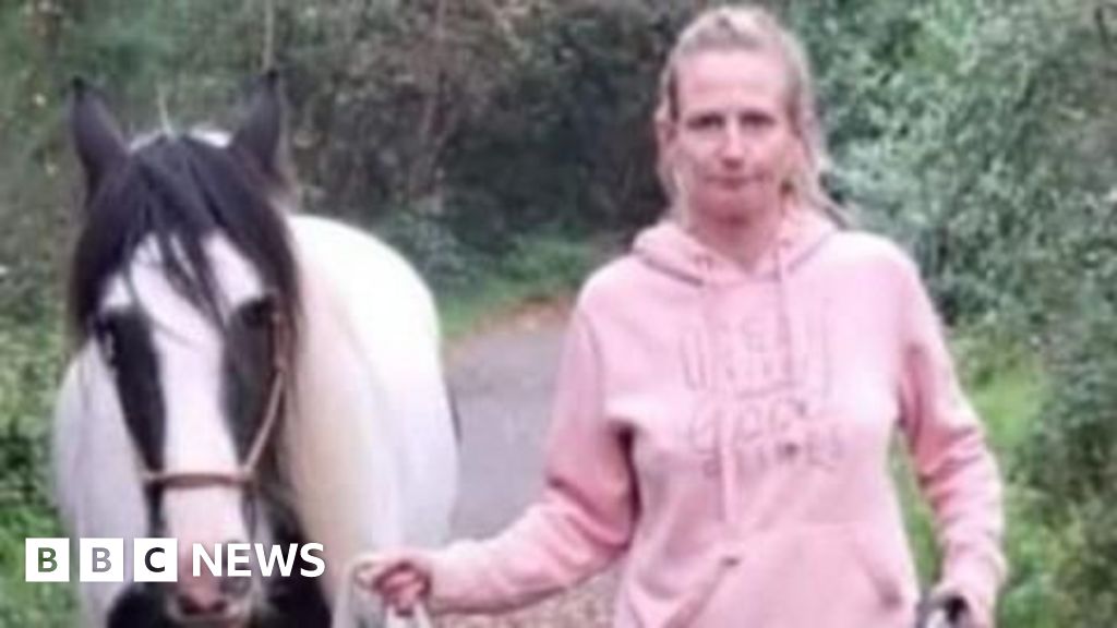 'Savage' killer jailed for murdering woman in her home