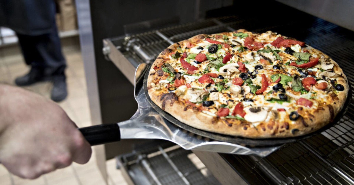 Major pizza chain suffers major bankruptcy in key market