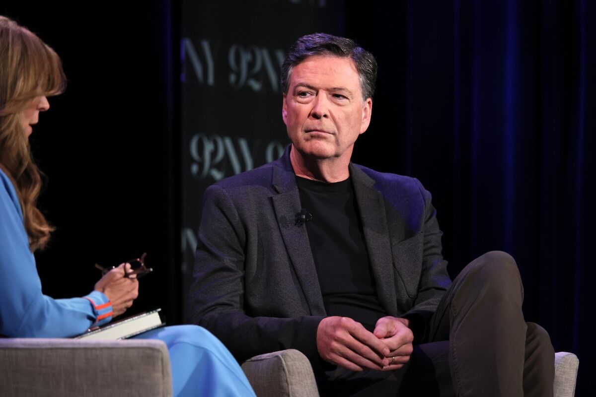 Comey Moves to Dismiss Justice Department Charges Against Him