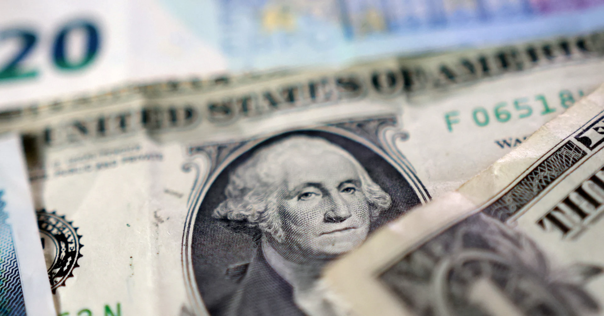 Dollar set for second weekly gain amid US economic resilience - Reuters