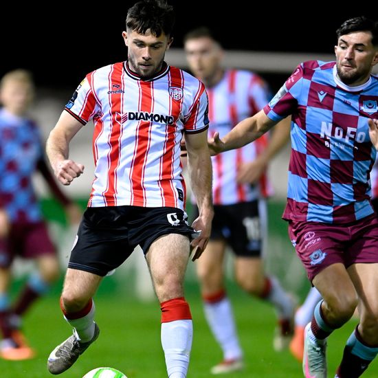 Danny Mullen rescues point for Derry City to keep the tiniest title flicker alive