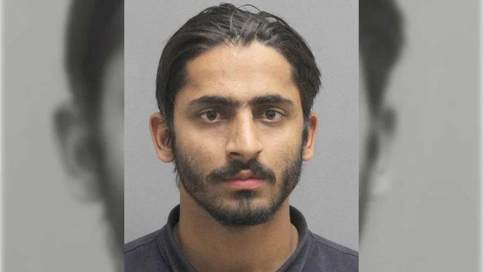 Woodbridge man accused of pointing gun at teen girl, exposing himself