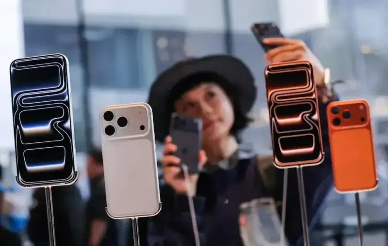 Apple closes in on $4 trillion valuation as data shows strong demand for iPhone 17
